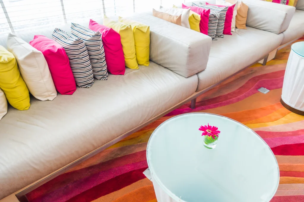decoración de terras con cojines